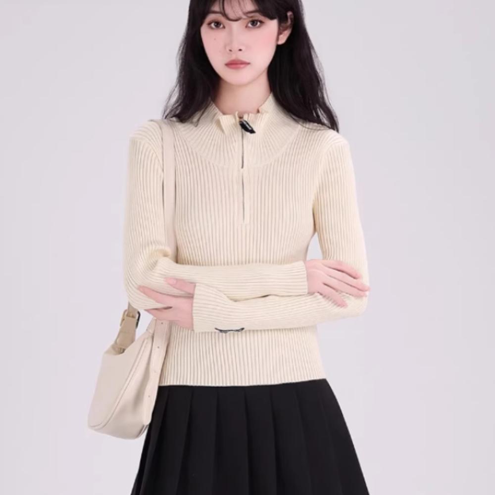 Half-zipper Lapel Long-sleeved Knitted Base Layer, A New Slimming and Form-fitting Short Sweater Top for Women in Autumn and Winter