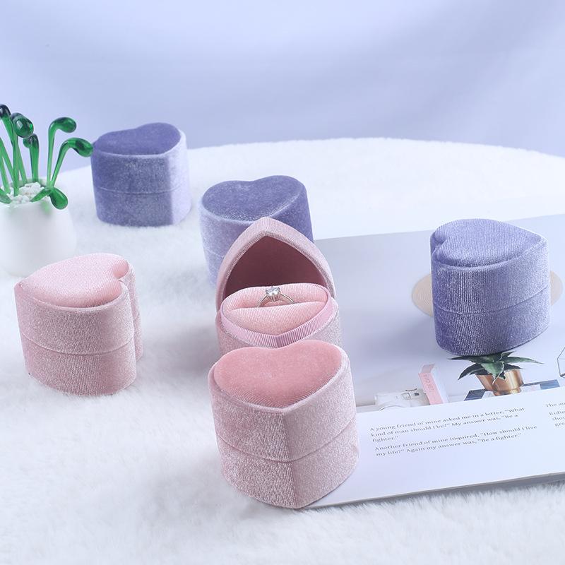 Premium Heart Shaped Velvet Ring Box Anti-Fall Diamond Jewelry Packaging Holder for Proposal Wedding Bridal Gift
