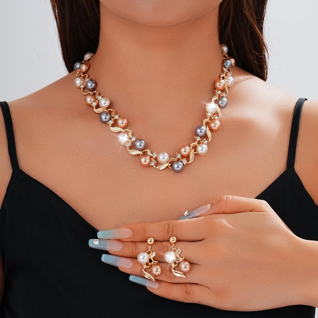 2026 European and American Retro Pearl Necklace Set 2-piece Bridal Wedding Banquet Accessories Dress Temperament Jewelry Women