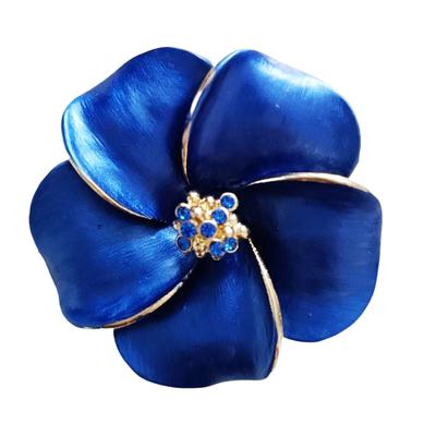[R8516] - Blue 'Scarlett' Designer Brooch (flower) - 50 Mm