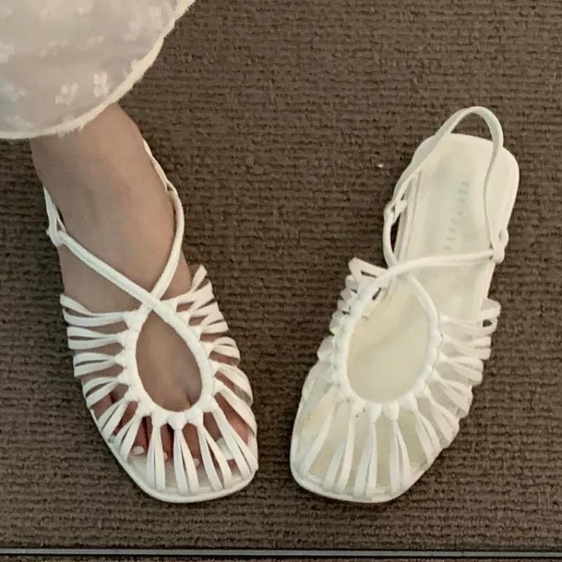 Fashion Ladies Shoes High Quality Slip on Ankle-wrap Women's Sandals Summer Solid Closed Toe Chunky Heels Beach Sandals Women