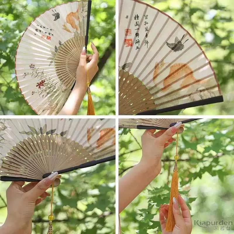 Chinese-Style Folding Fan for Women, Portable and Easy to Open and Close, Suitable for Summer, Dance, Traditional Hanfu, and Qipao