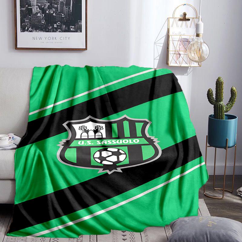 Sass-uolo Football Crest Blanket Lightweight Ideal Bedding Blanket Perfect for Travel, Camping, Living Rooms, Offices, Sofas, Fan Christmas gift