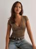 T-shirt Bodycon Scollo a V Dimagrante Stile Europeo-Americano - Moda Primavera/Estate 2025