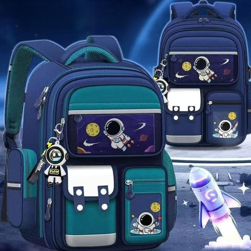 Sac à dos dessin animé astronaute pour classes 3-6 Grande capacité Sac d'école Imperméable extérieur Sac d'école Sac à dos étudiant Starryscky Mohilas