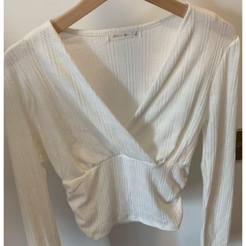 

@ Export Hong Kong Style Twist Cross V-neck Waist Trimming Knitted Bottoming Shirt Tops B662 White (color 1 M