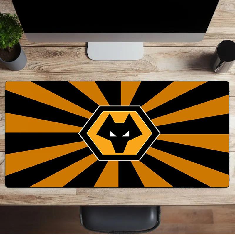 Flammende Wölfe Emblem Wanderer Mauspads, Gaming-Mauspad, Tastaturmatte, Schreibtischdekoration für Computer-Notebook, Fan-Geschenk, Geburtstagsgeschenk