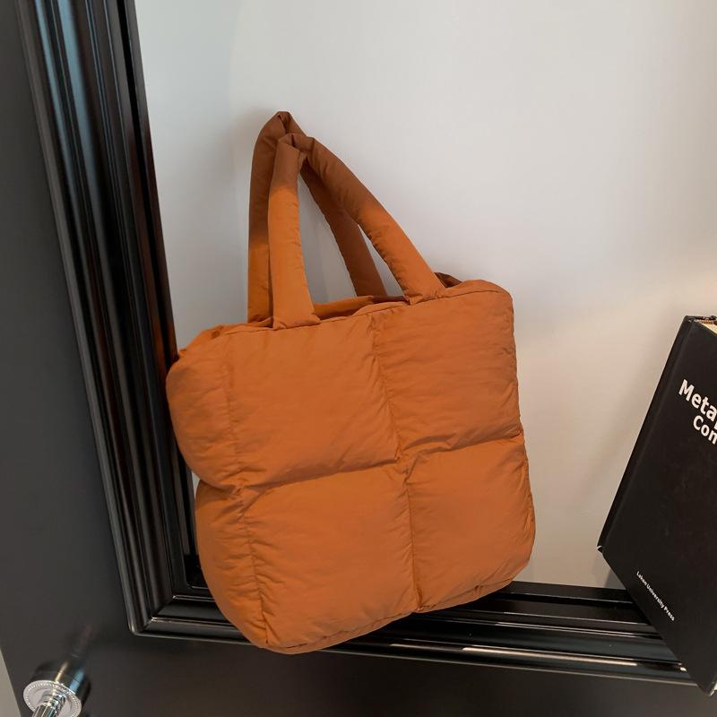 Spring and Summer Large-capacity Bag Women's New Versatile Shoulder Bag Fashion Bag Down Cotton Bag