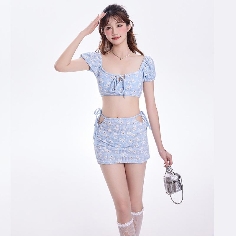 

Чистый и Сексуальный Бикини-Тройка с Ромашками: Стильный купальник для женщин для пляжного отдыха Large синий