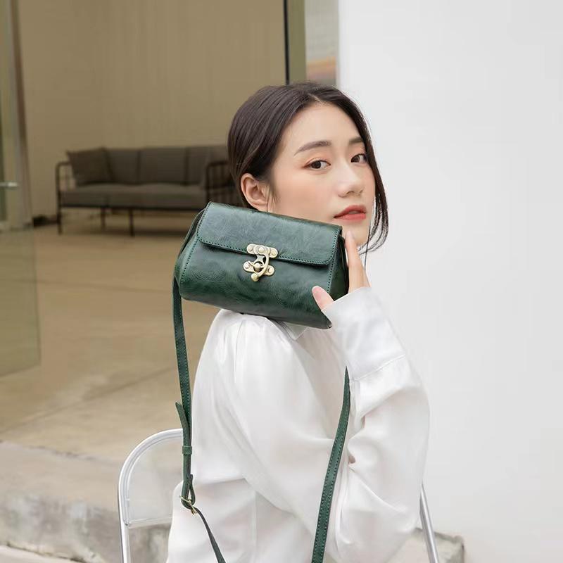 Genuine Leather Women's Bag Vegetable Tanned Leather First Layer Cowhide Exquisite Fashion Small Pillow Bag Messenger Bag