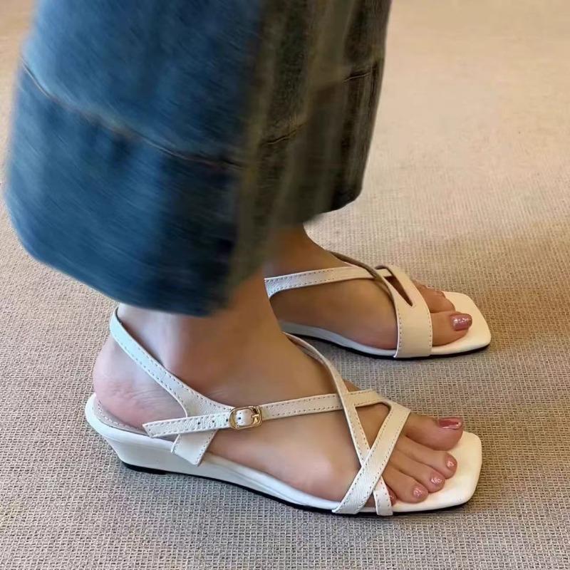 Fashion Women's Sandals Luxury Design Light Shoes Summer Trend Fashion Slideshow Roman Women's Shoes Casual Dress Low Heel Sandals