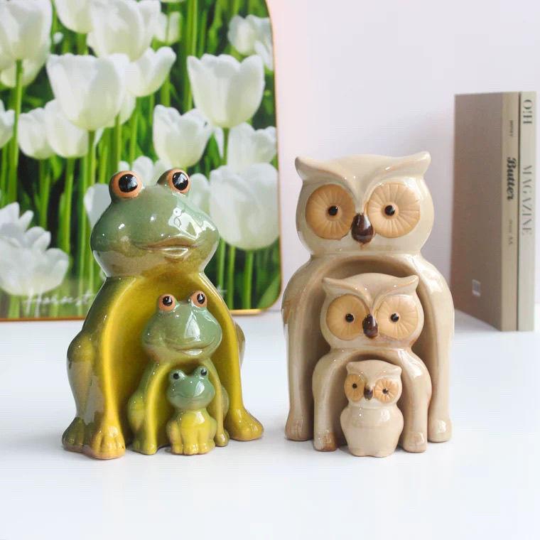 Creative Ceramics Cute Frog Owl Family of Three Living Room TV Cabinet Entrance Ornament Figurines & Miniatures