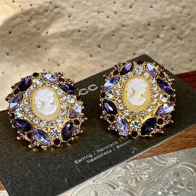 Medieval Earrings Palace Style Queen's Head Flashing Zirconium Earrings Retro Oval Earrings