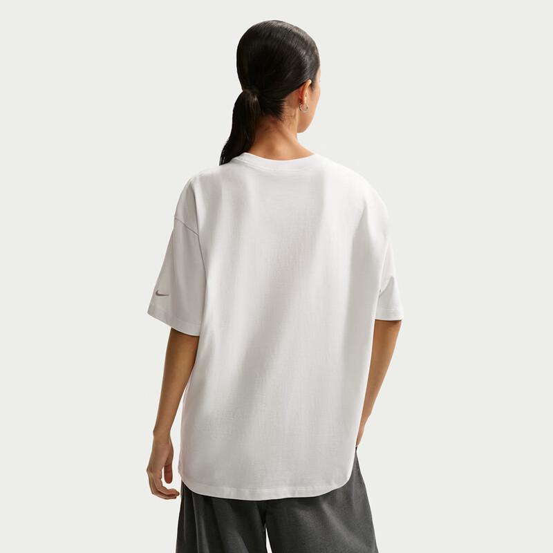 Nike Women's NSW Graphic Oversized T-Shirt