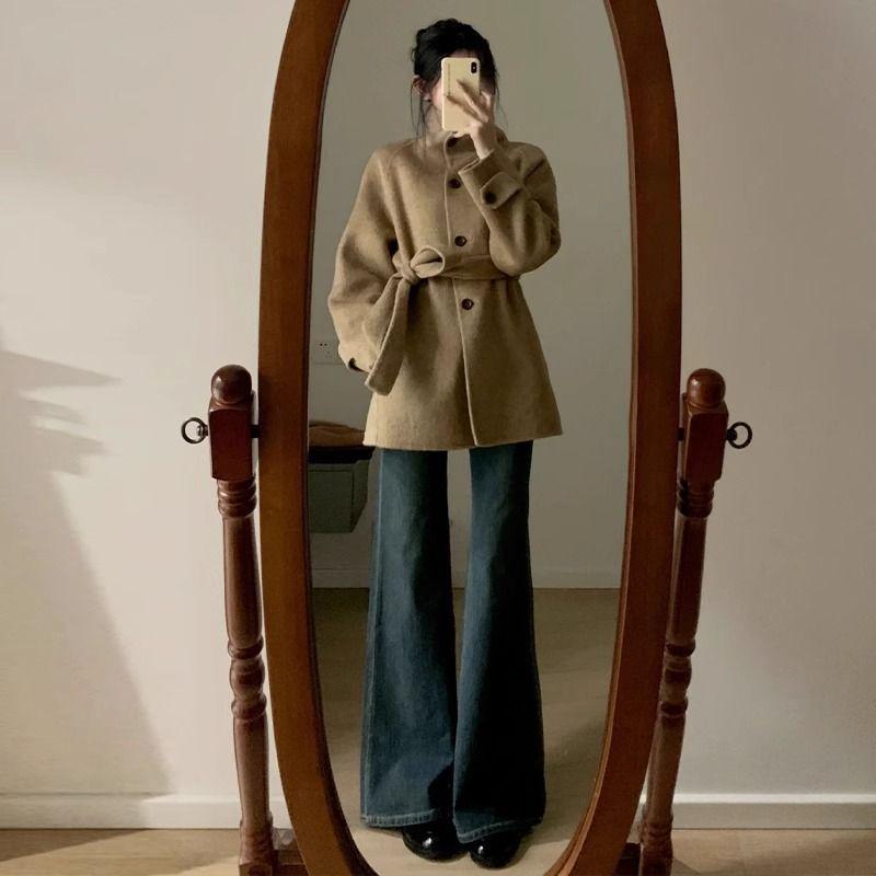 

Stylish Retro Khaki Wool Coat with Stand-Up Collar - Women s Autumn/Winter Waist-Cinching Design S