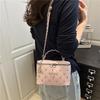 Niche new chain summer box bag women's design temperament versatile senior messenger bag