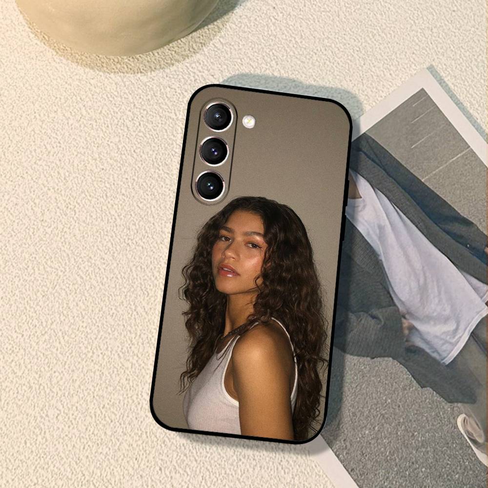 Zendaya Coleman Phone Case For Samsung Galaxy S21 S22 S23 S24ULTRA S25ULTRA FE Ultra Plus5G A52S S26 Soft Cover