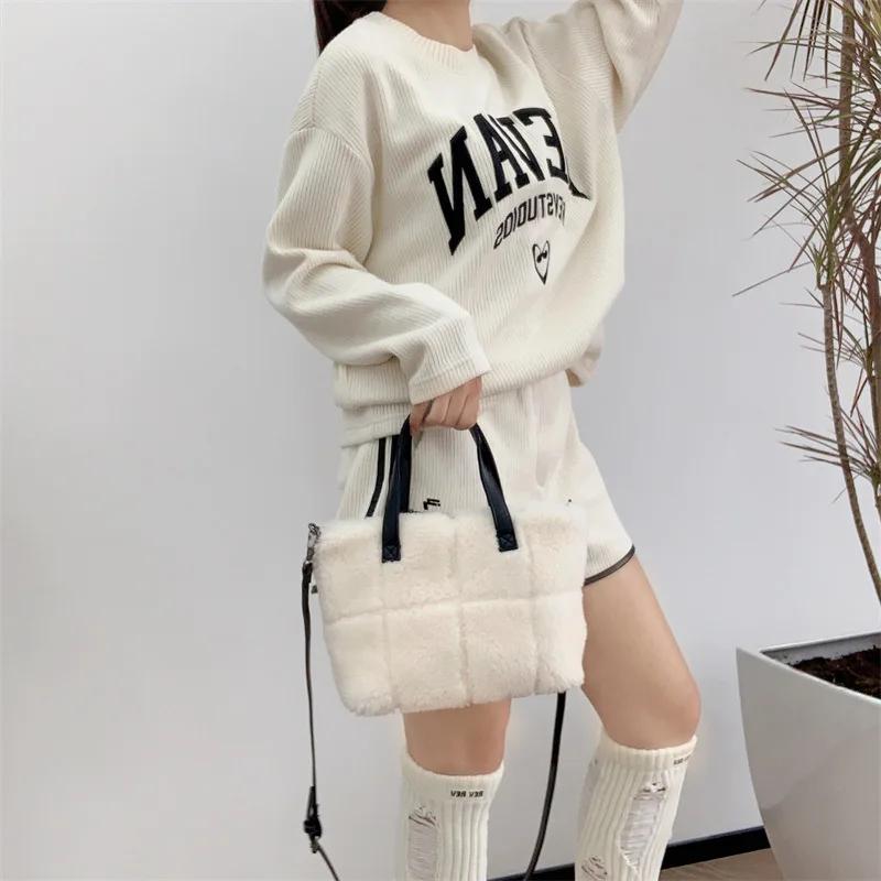 Furry Plaid Women's Handbags Winter Faux Fur Ladies Shoulder Crossbody Bags Fashion Soft Plush Tote Bag Purses for Female