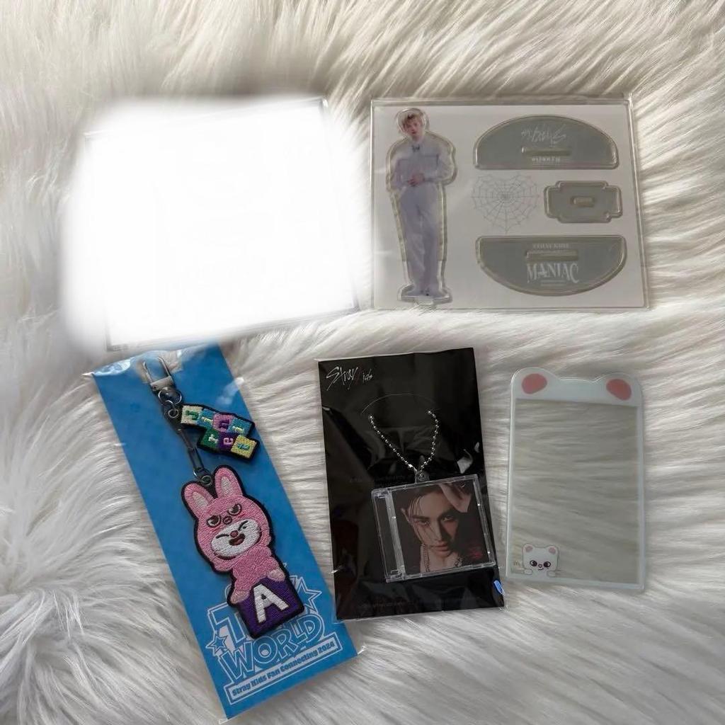 Used Straykids Hyunjin Axta Keychain