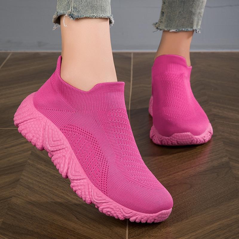 Breathable Women Casual Shoes Lightweight Outdoor Male Walking Shoes Anti-slip Men's Sneakers Slip on Flats Vulcanized Shoes