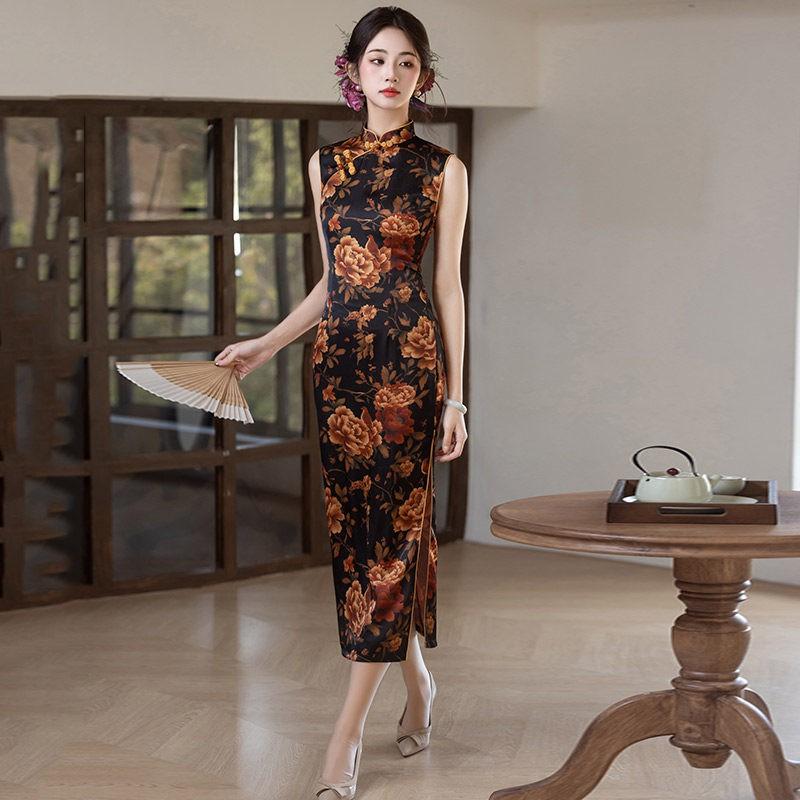Long Sleeveless Modern Chinese-Inspired Cheongsam Dress 2026 Womens Vintage Elegant Fit Small