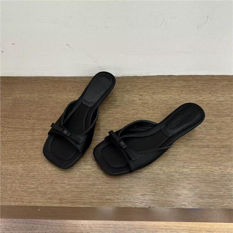 Silver Wedge Heel French Cool Slippers Fairy Shoes 2025 New Summer Fashion Outer Wear Niche One-word Slippers