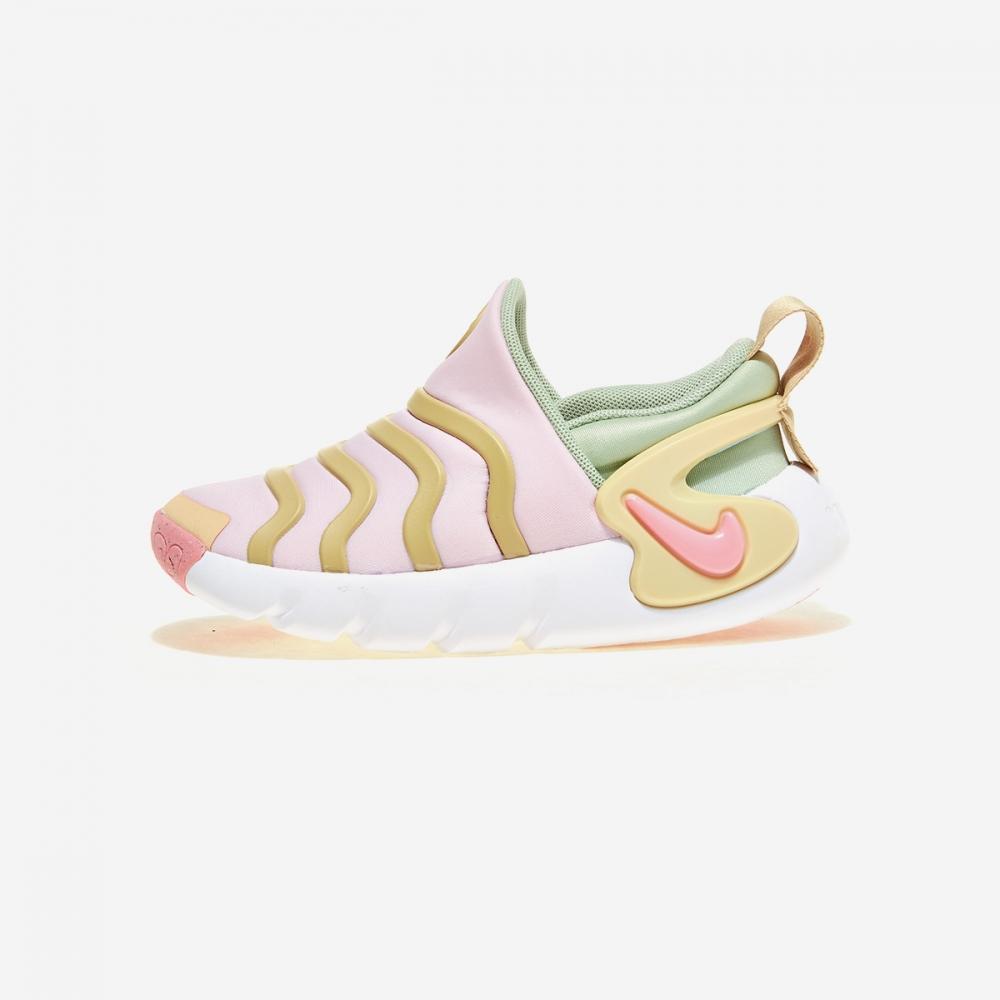 

Nike Dynamo Go Preschool 600