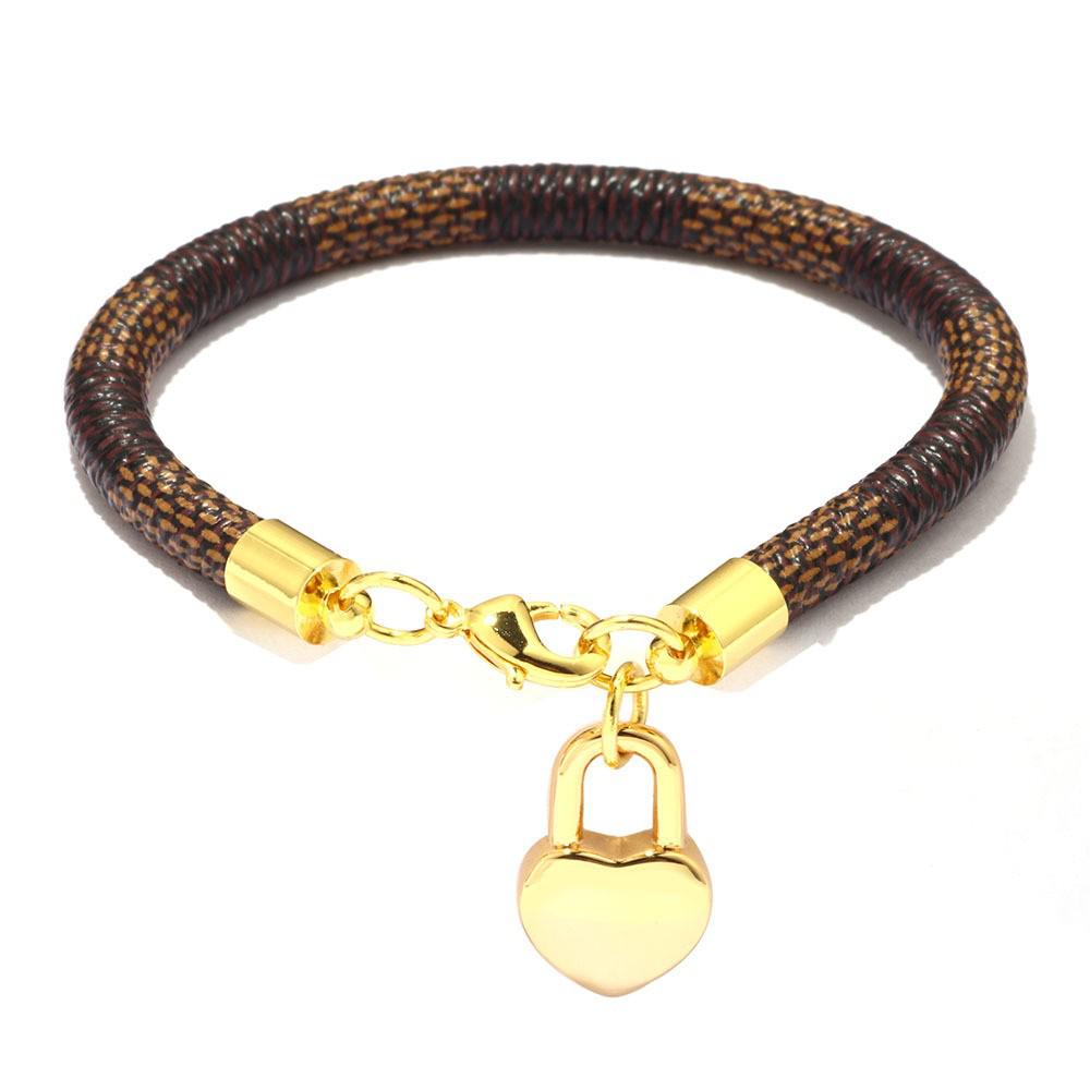 High-End Fashion Stripe Leather Bracelet with Gold-Plated Metal Accents