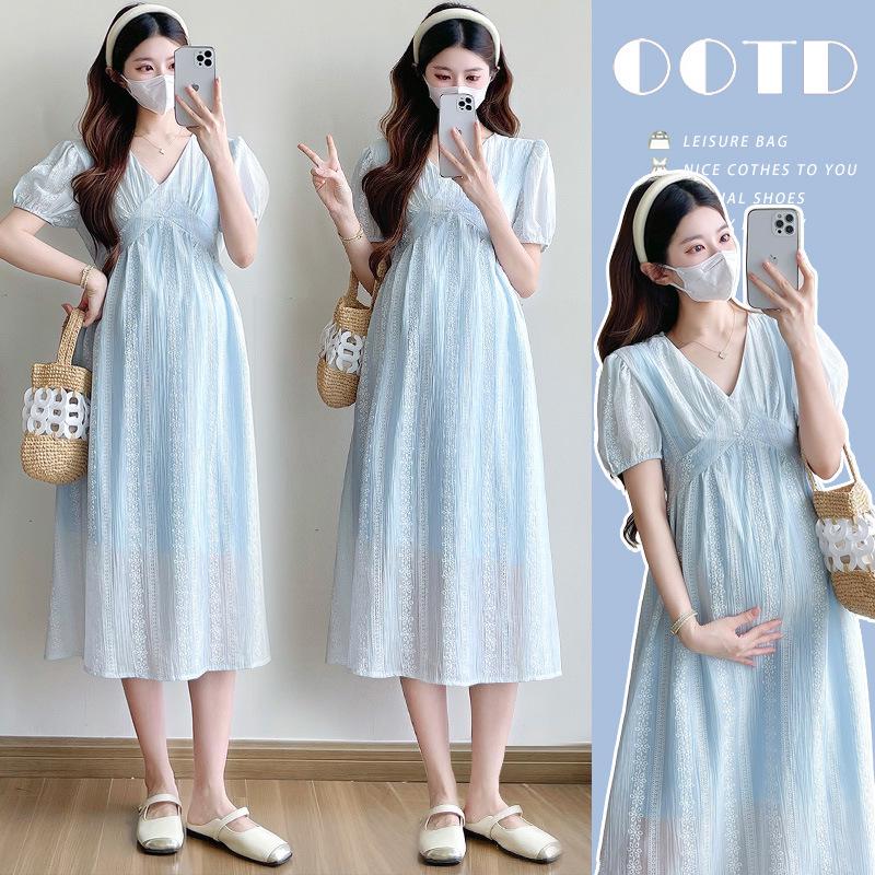2026 Elegant V-Neck Loose French Maternity Dress Medium (M)