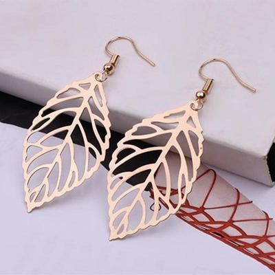 Popular New Model Leaf Pendant Long Women's Fashion Retro Simple Earrings