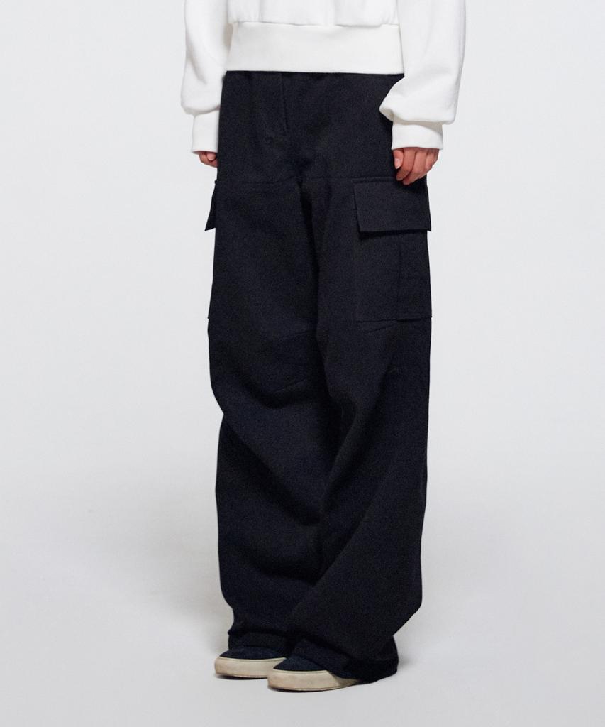 ERA Women Diagonal Cut Cargo Pants - Black