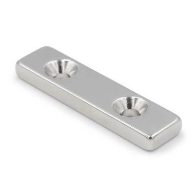 Neodym-Magnet Flach mit Schraubenlöchern 40x10x4mm Rechteckig Hunter