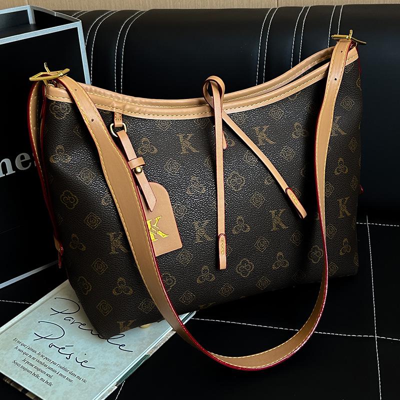 

Elegant Floral Women s Tote: New Large-Capacity, Lightweight, Fashionable, Versatile Commuter Underarm Bag. хаки