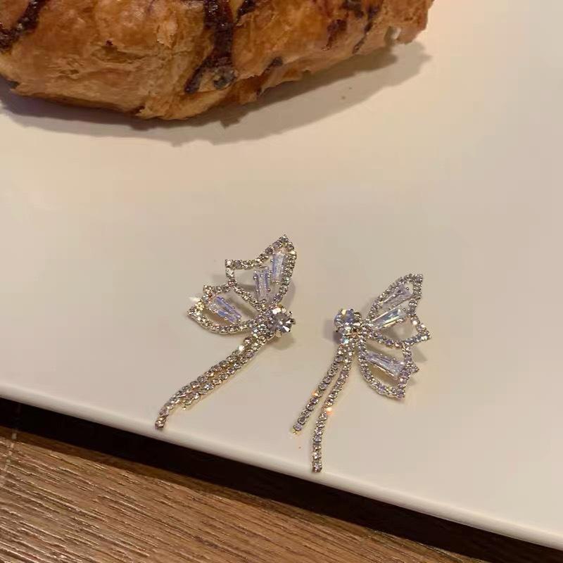 Silver Needle Korean Version Fairy Butterfly Zircon Rhinestone Tassel Earrings Hong Kong Style Asymmetrical Earrings Earrings Pendant Ear Jewelry золотой