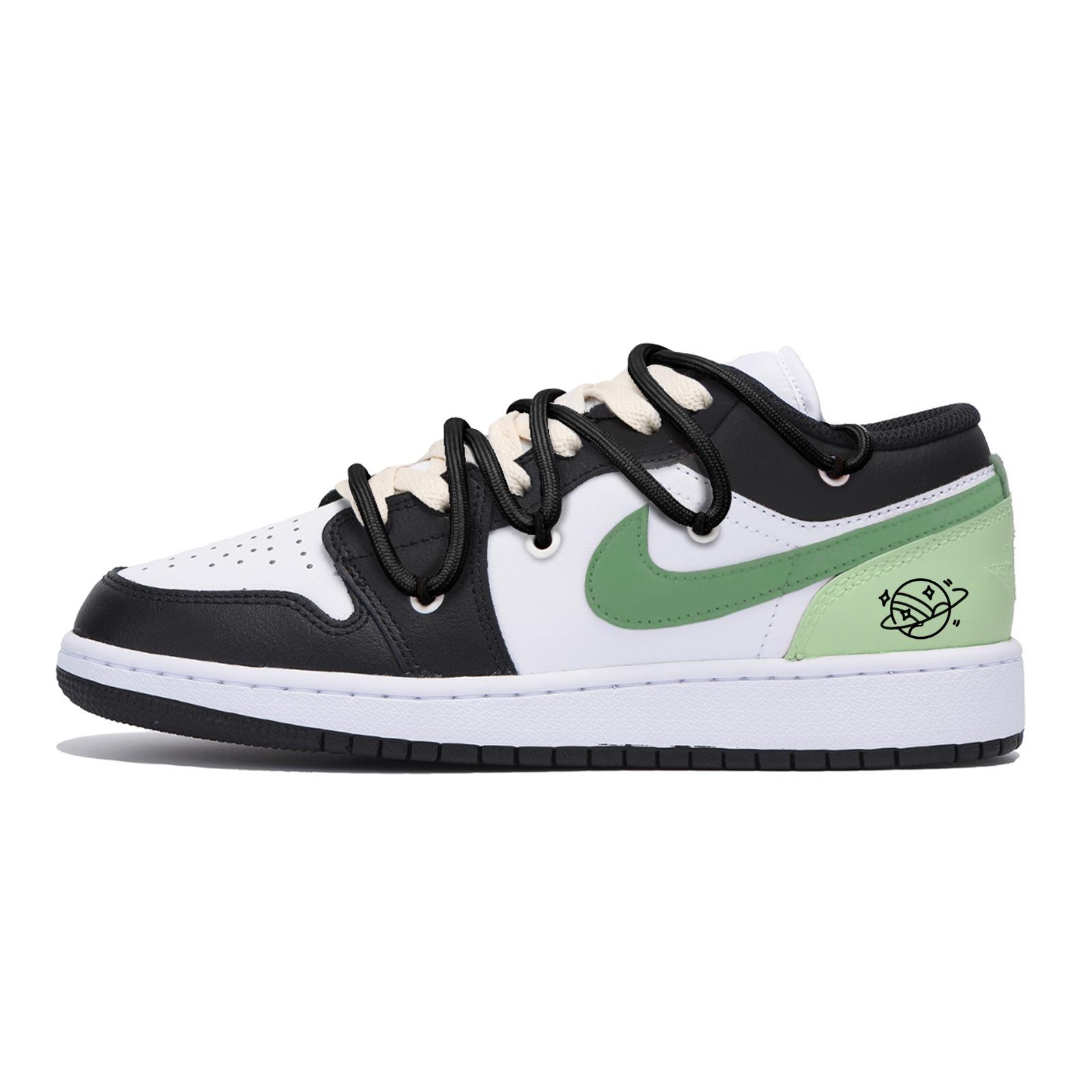 

Jordan Air Jordan 1 Slip Resistant Abrasion Resistant Low top Vintage Basketball Shoes Men s Black Green 553558-131(Team85-) 43