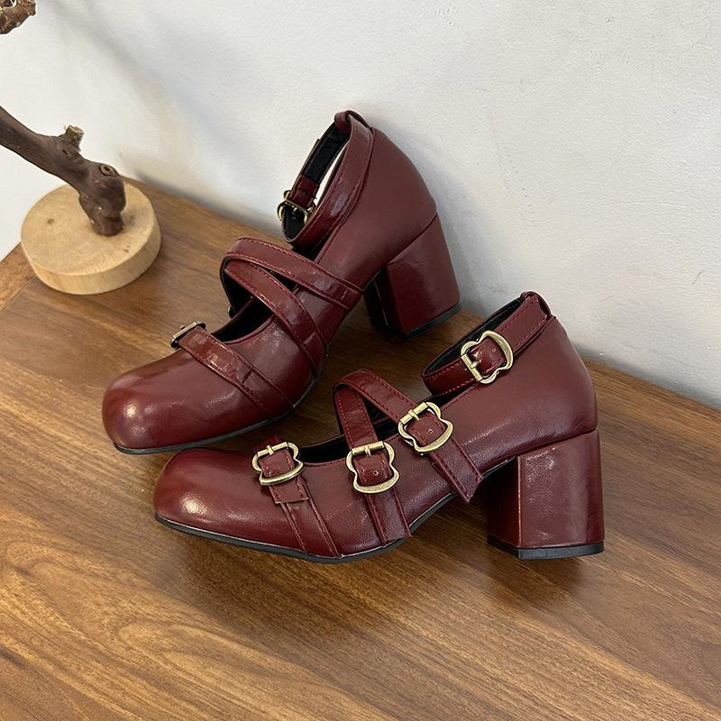 

Retro style square head buckle Mary Jane shoes girl 2025 summer new skirt fairy style Mary Jane shallow mouth single shoes tide 40 бордовый