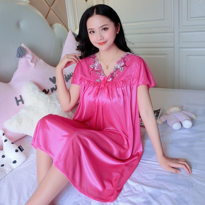 Plus Size Faux Silk Lace Nightgown: Women's Short Sleeve, Wide Hem, Loose Summer Pajamas