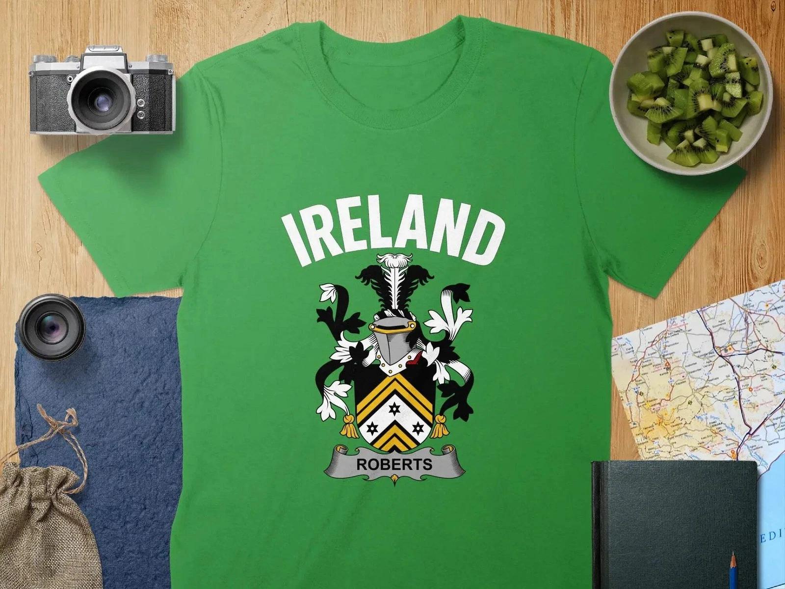 Roberts Coat Of Arms Irish T-Shirt 3XL