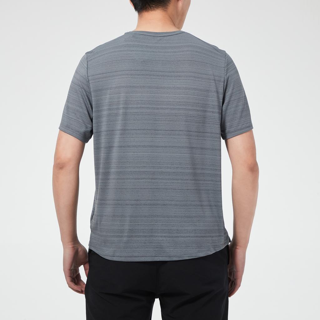 Maglietta da allenamento sportivo a maniche corte Nike Dri-fit Miler da uomo Grigio Fumo 'Grigio Argento' CU5993-084