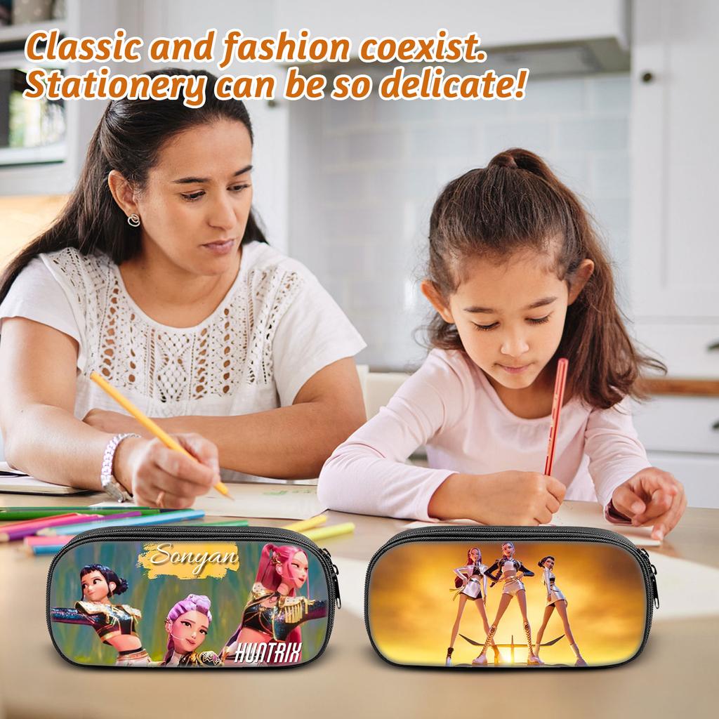 Tištěná taštička na tužky s motivem čarodějnické dívčí skupiny pro studenty základních a středních škol