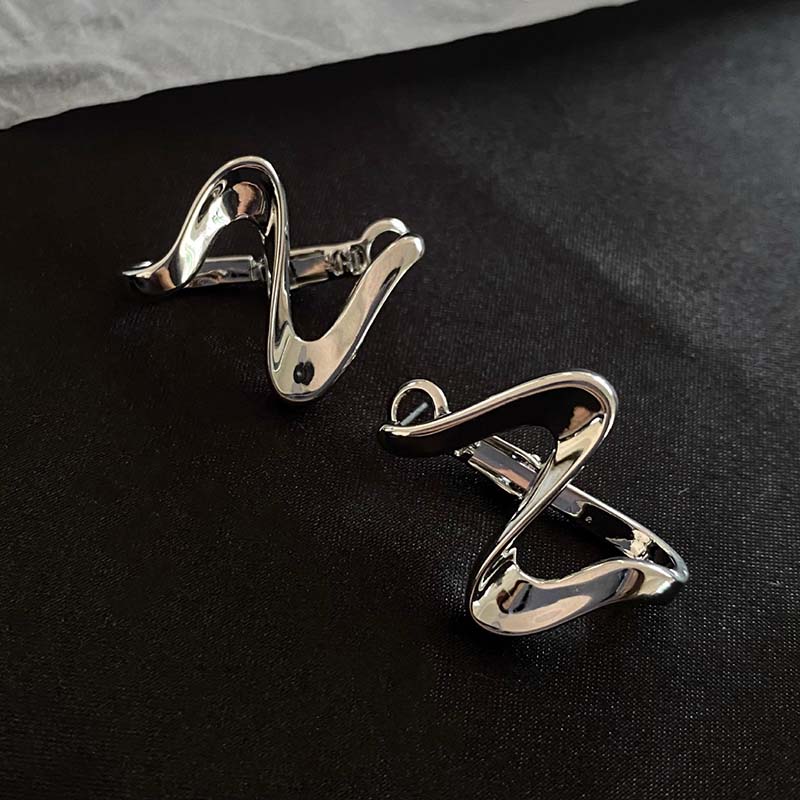 Punk Irregular Notes Dangle Earrings for Women Exaggerate Twist Metal Style Personality Punk Ear Accessories Fashion Jewelry