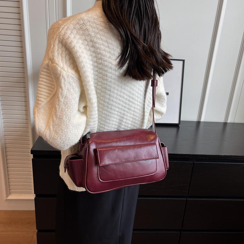 Borsa a tracolla INS rossa da donna Autunno Inverno Nuova Grande capacità Borse a spalla retrò Texture PU Borse a mano quadrate Tendenza