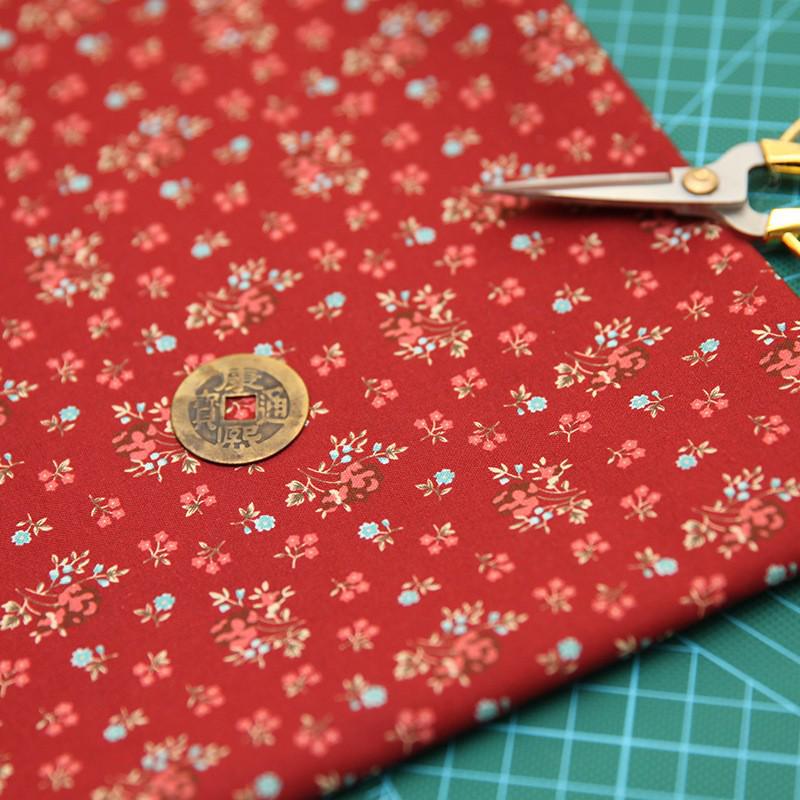 Schlichtes blaues Sticktuch aus Baumwolle und Leinen für DIY und handgefertigtes Patchwork