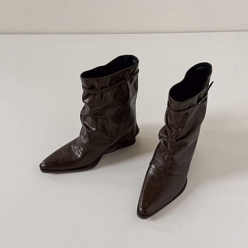 Krazing Pot Cow Skin Winter Square Toe Size 42 Square Heels Metal Buckle Women Zipper Chelsea Boots Women Pleated Decoration Ankle Boots