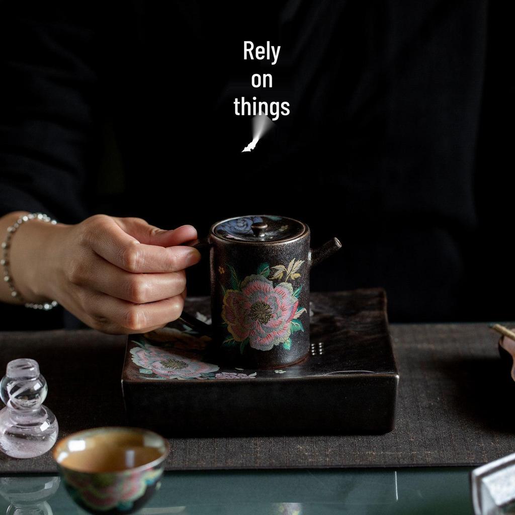 Hand-Painted Kesi Peony Ceramic Teapot: New Chinese Style, Retro High-Pot for Exquisite Tea Brewing