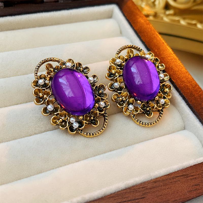 Silver Needle Vintage Geometric Court Style Light Luxury Retro Stud Earrings for Women
