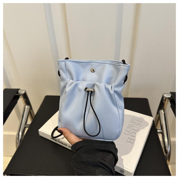 

Японська та корейська література на одне плече сумка-мессенджер невелика сумка ніша високий сенс мода легкий міні мобільний телефон нейлонова сумка жіноча синій