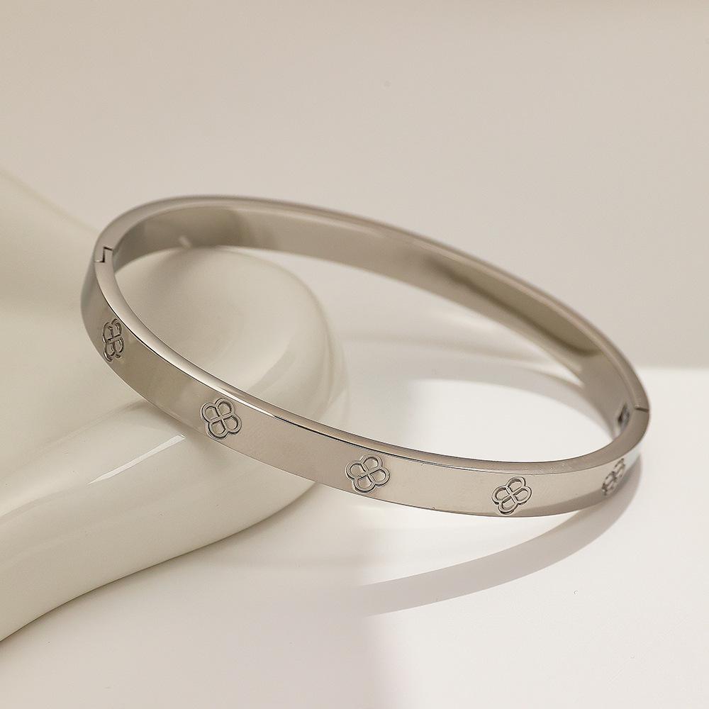 Titanium Steel Four-Leaf Clover Trendy Bracelet & Ring Set