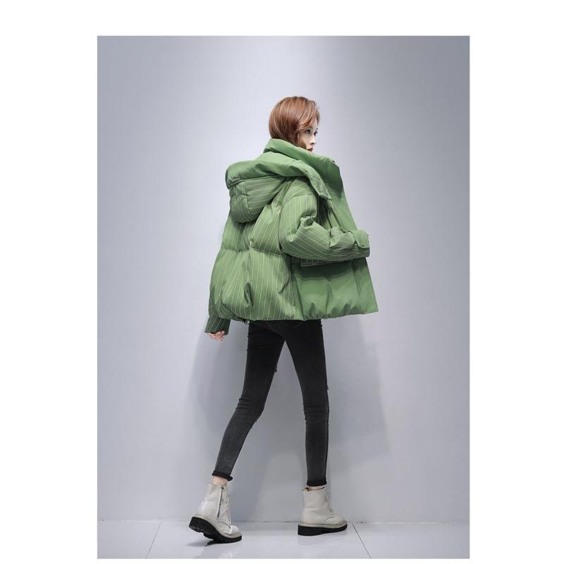 Short Winter Puffer Jacket Women Youth Fashion Quilted Coat Small Size High Quality Brand