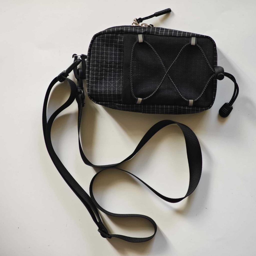 Waterproof Outdoor Phone & Water Bottle Shoulder Bag for Hiking & Mountaineering